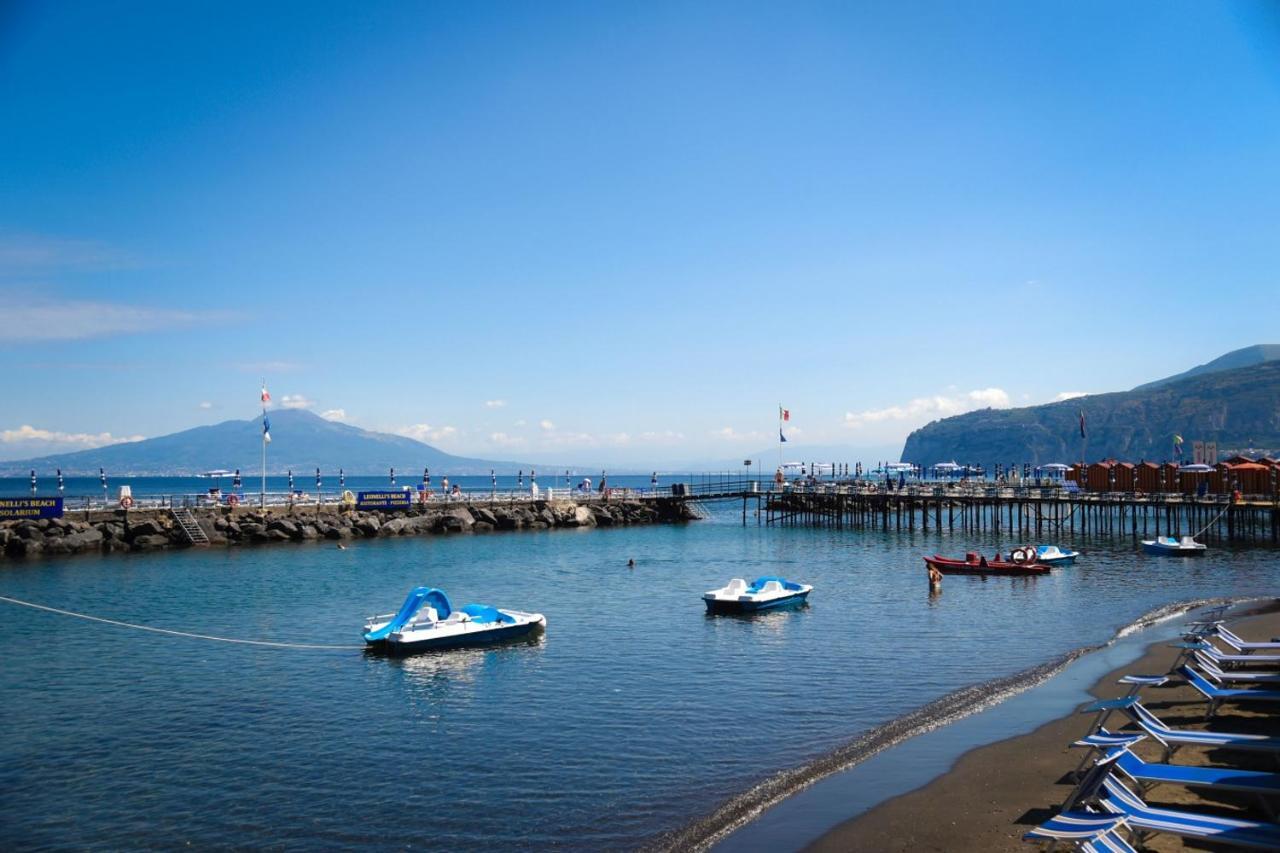Suite Villa Comunale Sorrento Exterior foto